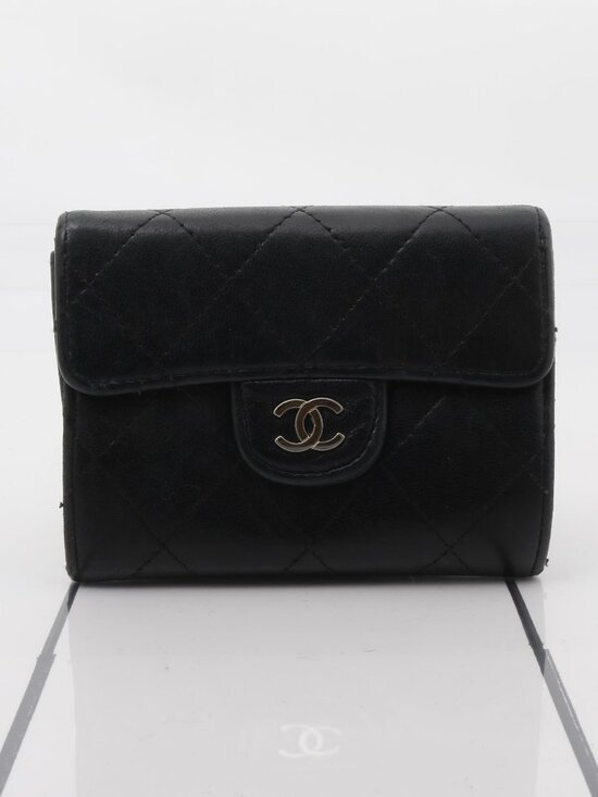 CHANEL Handbags - Chanel Wallet (wear inside)